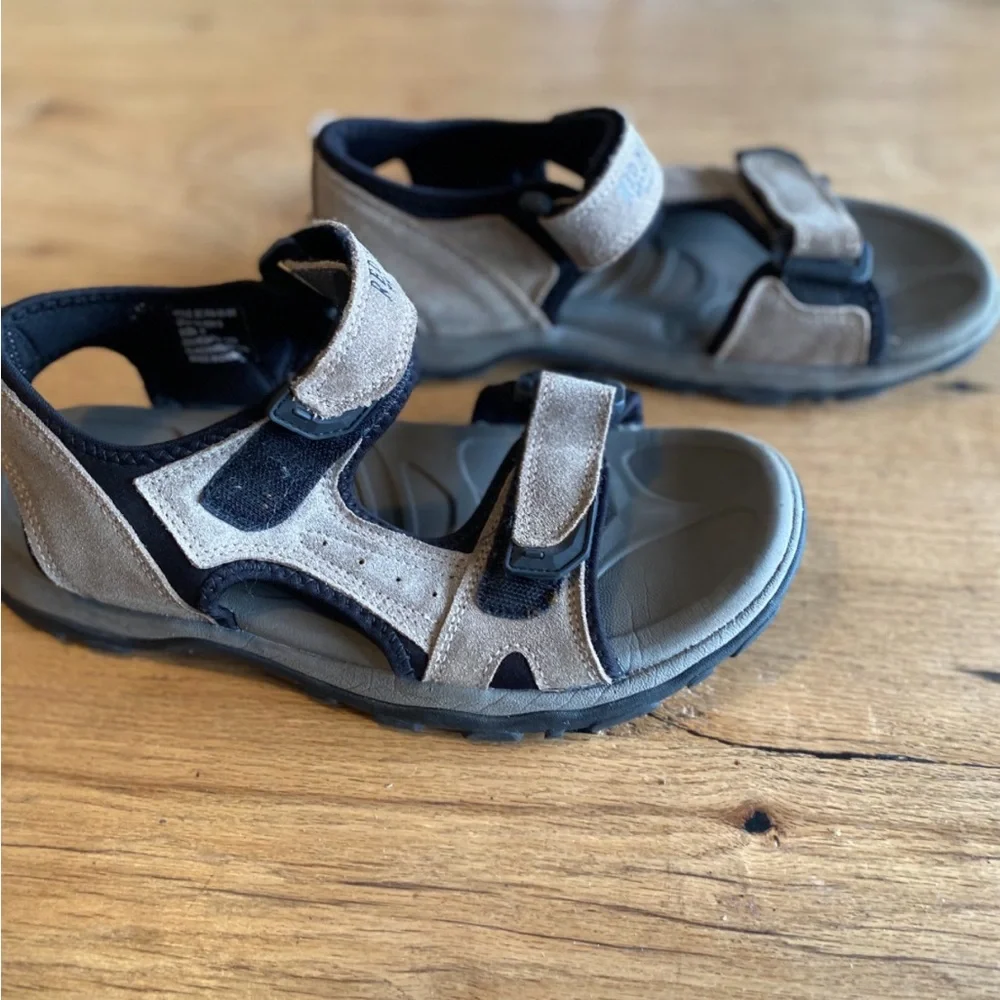 Red Head Sports Sandal Tan Black Gray Men’s 8 Preowned‎